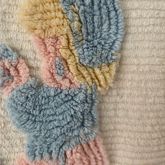 Vintage EUC chenille baby blanket/crib spread